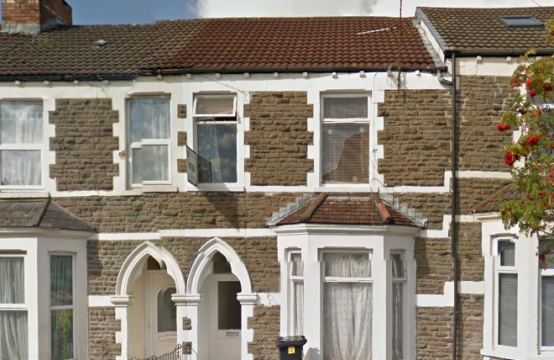 Llantrisant Street &#8211; 5 Bed Property 1 room available