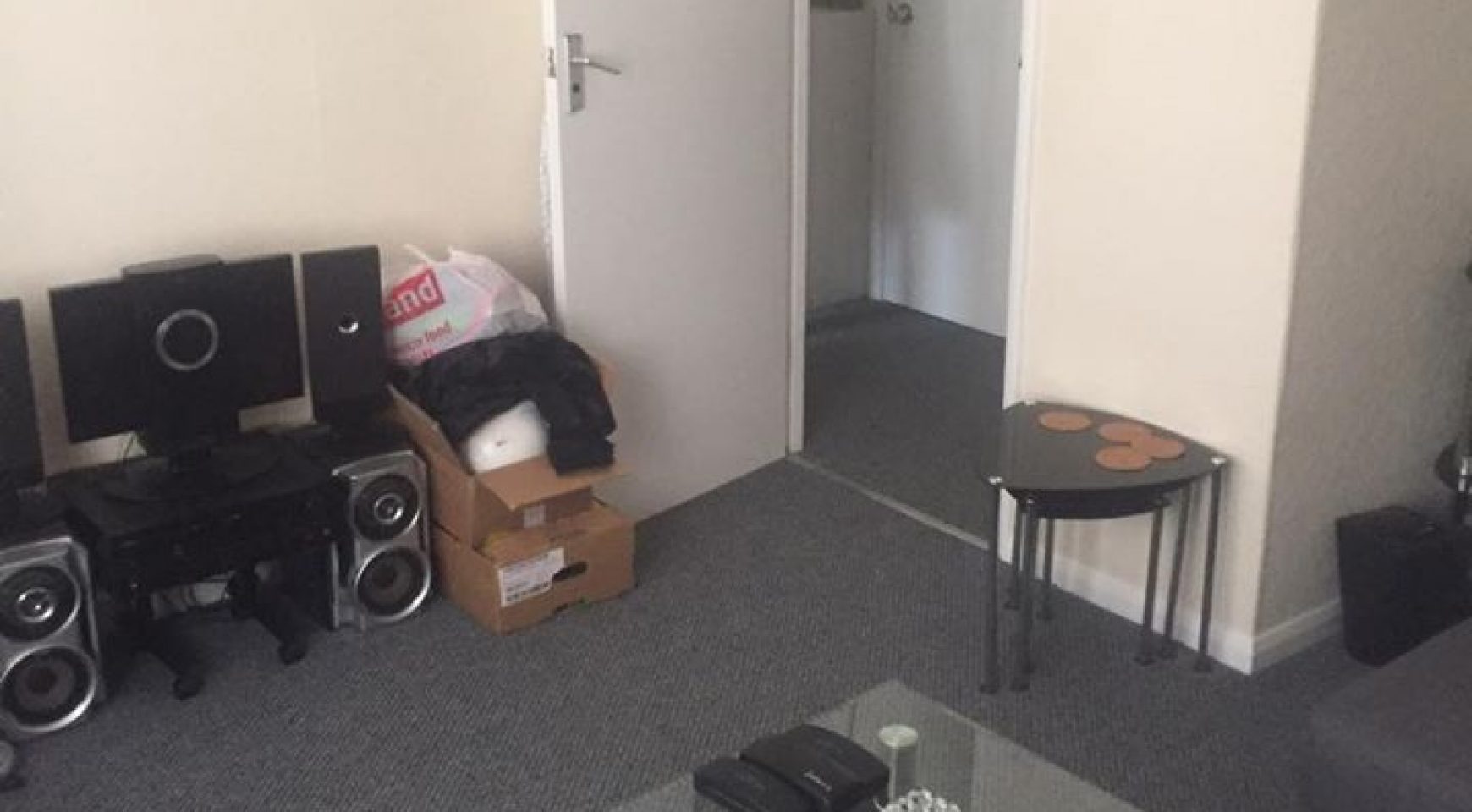 LET AGREED Lovely one bed flat available on a popular street in Roath. Prestige Sales